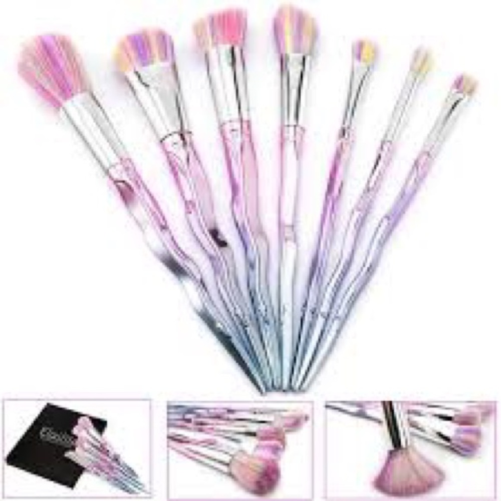 7 PC Pastel Rainbow Twist Unicorn Makeup Brush Set